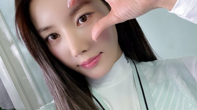 ソロ歌手クォン・ウンビ、ギャラクシー・コーポレーションとの移籍交渉が決裂 | 業界最大注目株の去就に関心